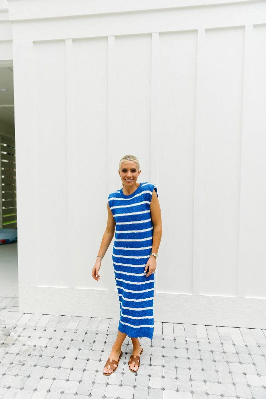 Stay Happy Midi Dress - Blue/White Versatile midi dresses for all occasions